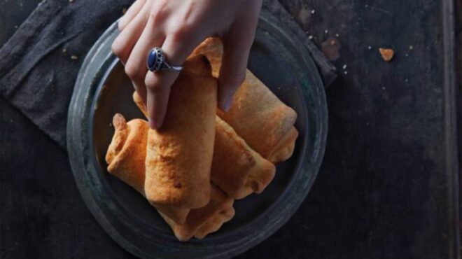 κυπριακά-χαλουμοπιτάκια-με-δυόσμο-κα-562922311