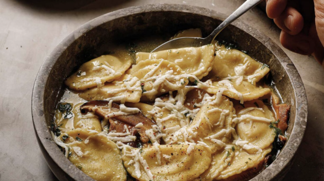 κυπριακές-ραβιόλες-με-χαλούμι-δυόσμο-562914955