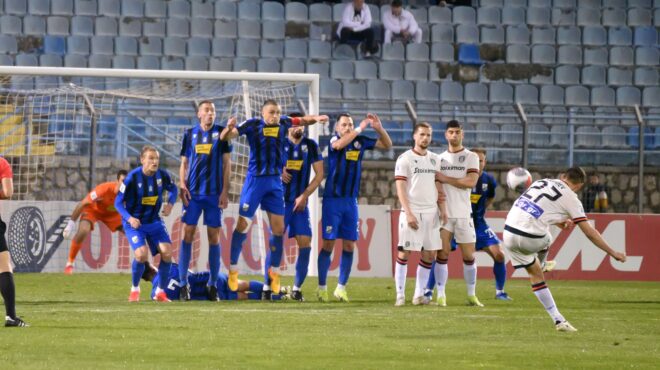 οριστικά-χωρίς-κόσμο-το-λαμία-αεκ-562923376