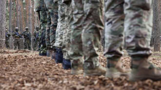 το-νέο-διευρυμένο-νατο-αρχίζει-στρατι-562914604