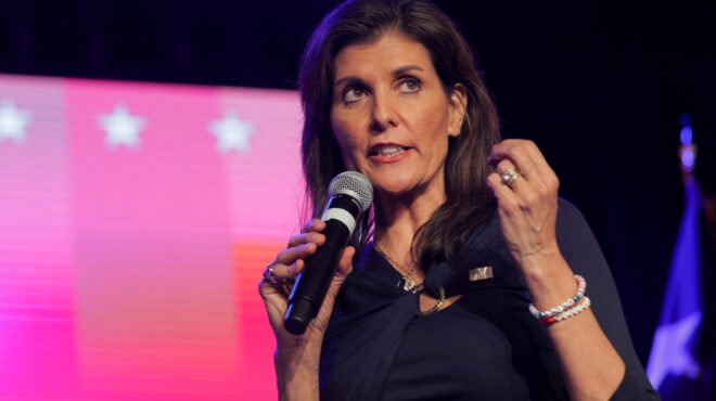 wsj-η-νίκι-χέιλι-αποσύρεται-από-την-κούρσ-562918609