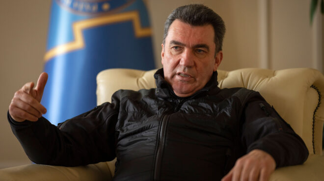 ουκρανία-παύθηκε-ο-γραμματέας-του-συμ-562949779