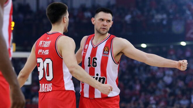 σε-τροχιά-τετράδας-ο-ολυμπιακός-74-69-τη-βί-562921573