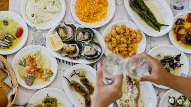 τα-τσιπουράδικα-του-βόλου-η-αυθεντική-562937899