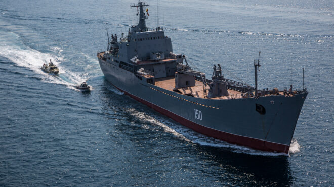 ρωσία-κίνα-και-ιράν-σε-κοινές-ασκήσεις-562926859