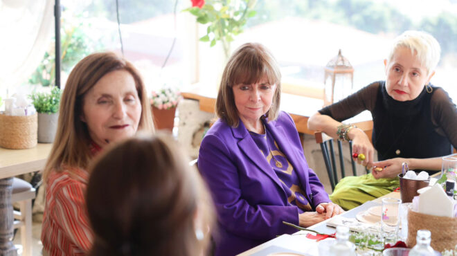 κατερίνα-σακελλαροπούλου-παρά-τα-σημ-562923049