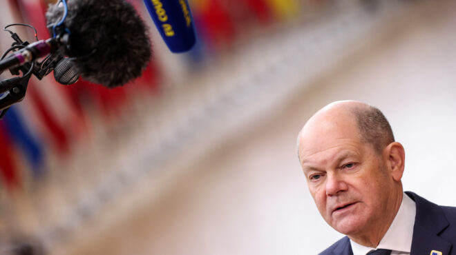 σολτς-τα-κέρδη-από-τα-ρωσικά-περιουσια-562942834