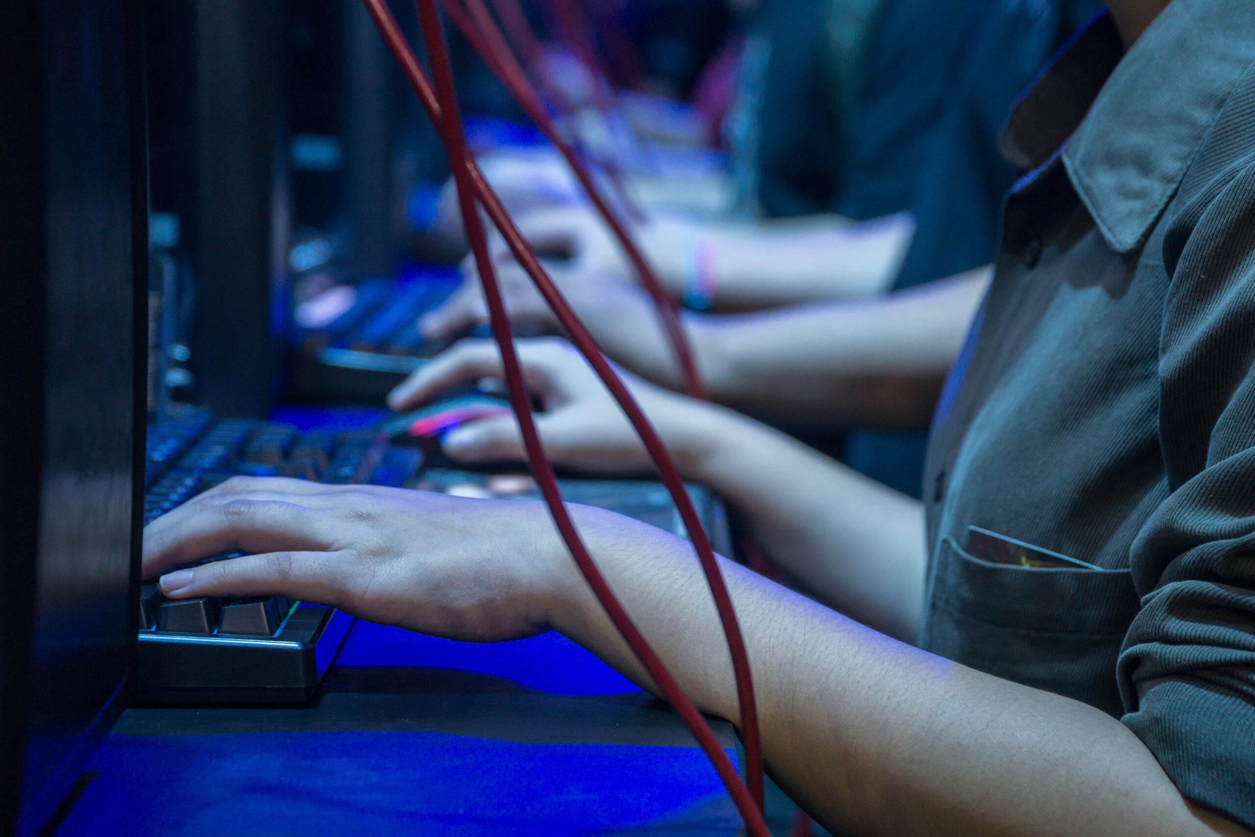 επτά-στους-10-εργαζόμενους-στα-call-centers-είναι-562930846