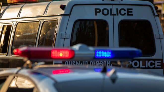 αρμενία-ενοπλοι-επιτέθηκαν-σε-αστυνο-562948228