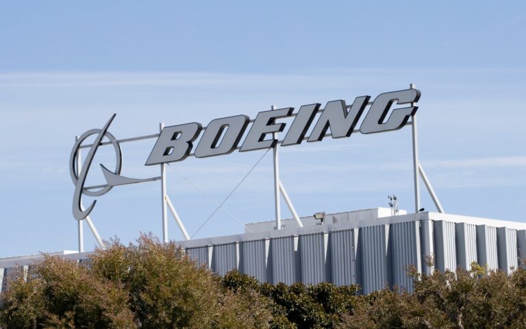 «Για ελάχιστα μοντέλα θα υπέγραφα ότι είναι έτοιμα να πετάξουν»-23