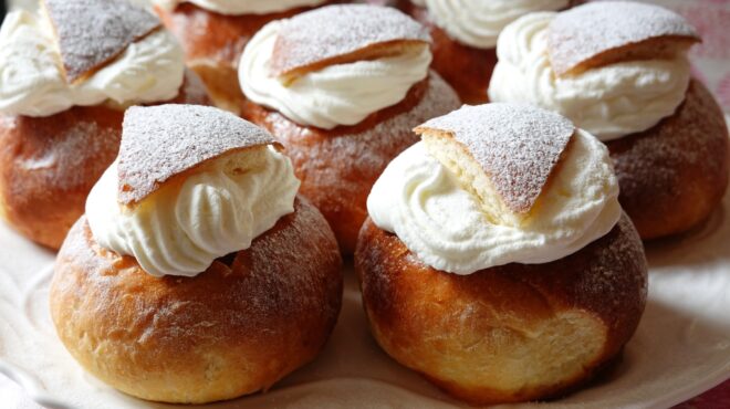 semla-τα-αφράτα-σουηδικά-γλυκάκια-και-πού-τ-562939138