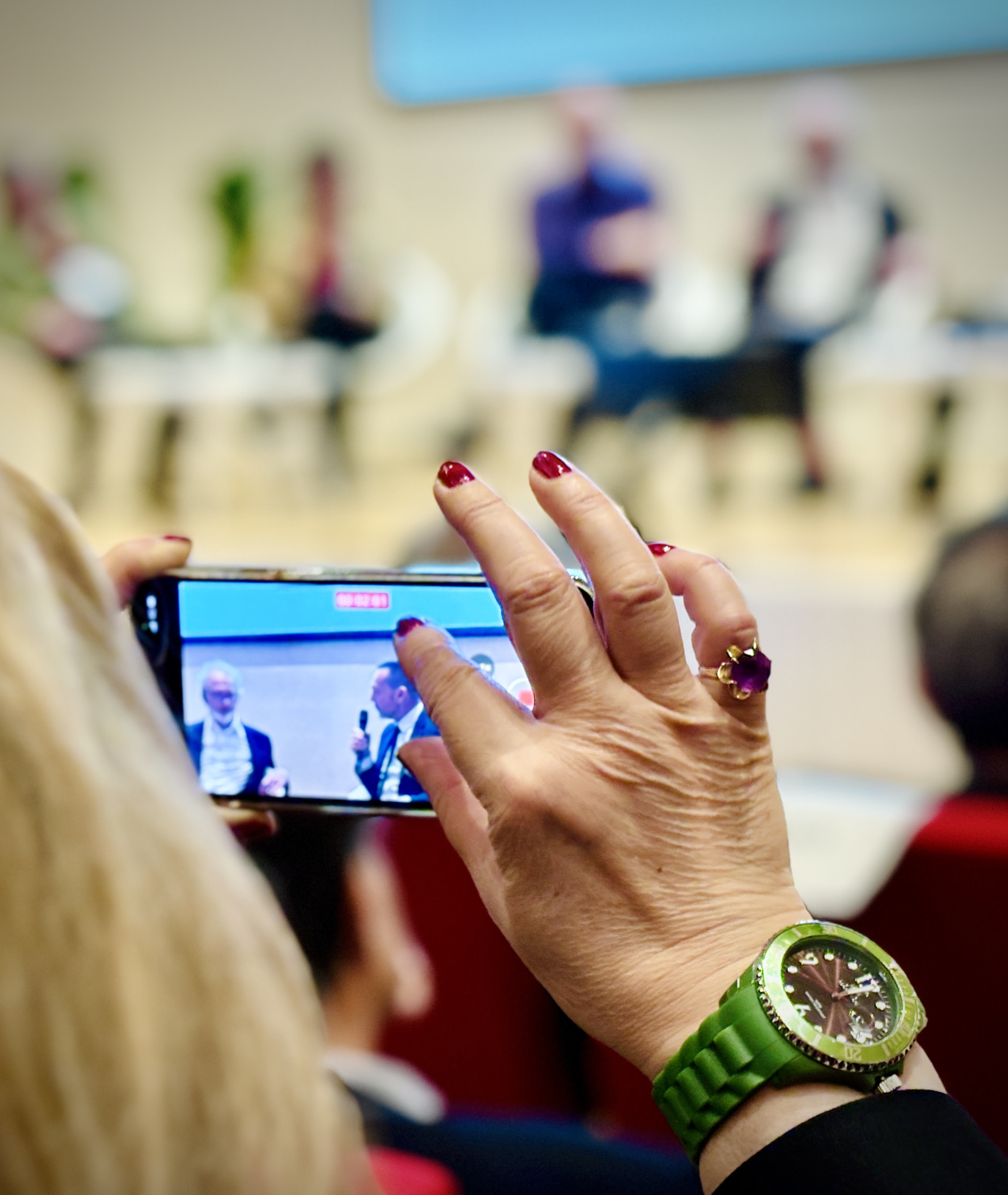 Τα Πρώτα 50 Χρόνια Είναι Δύσκολα: Η Μεταπολίτευση-2