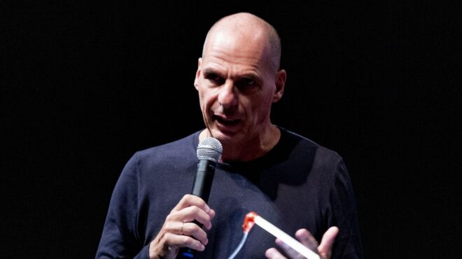 μέρα25-απαγορεύτηκε-στον-γιάνη-βαρουφά-562981159