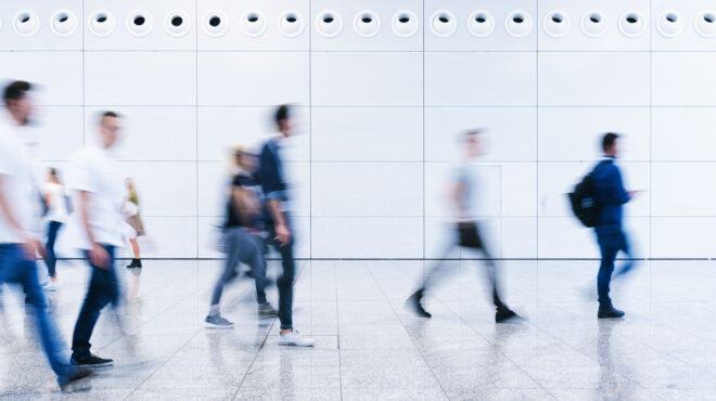 τι-ακριβώς-είναι-το-vibecession-562974526