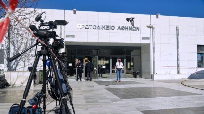 πόλεμος-οσε-hellenic-train-στη-σκιά-των-τεμπών-562966540