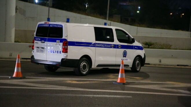 τροχαίο-δυστύχημα-τα-μεσάνυχτα-στη-λε-562966105