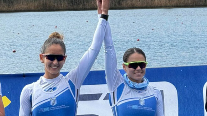 ευρωπαϊκό-κωπηλασίας-ασημένιες-φί-563003278