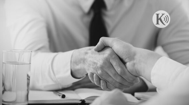 βρίσκοντας-δουλειά-από-τις-μέρες-καρ-562992913