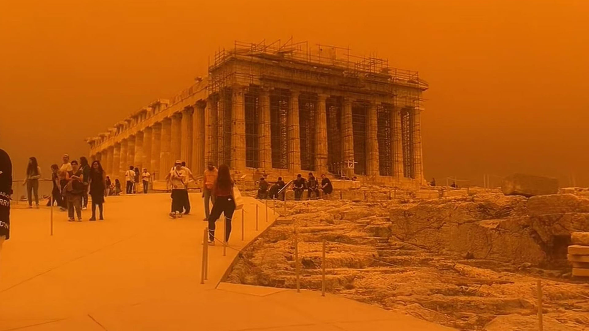 Αφρικανική σκόνη: Εικόνες… Dune στην Αθήνα και άλλες πόλεις-21