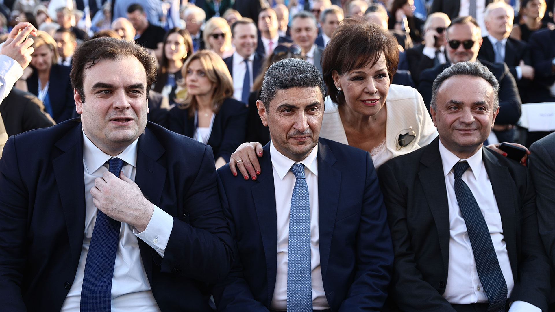 Κυριάκος Μητσοτάκης:  Μήνυμα συσπείρωσης, πυρά στην αντιπολίτευση-13