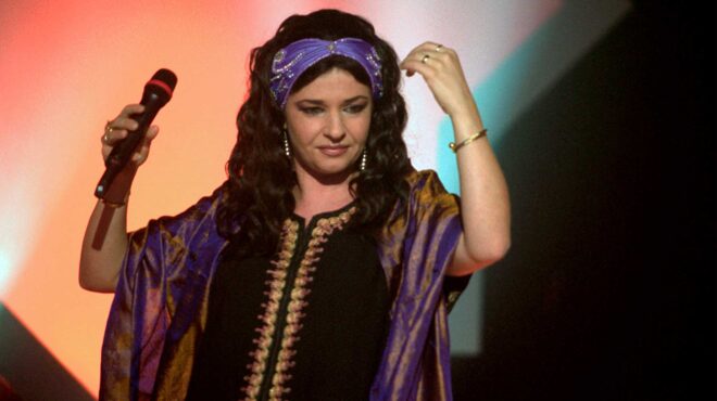 πώς-η-αραβική-ποπ-κατέκτησε-τα-ελληνικ-563004499