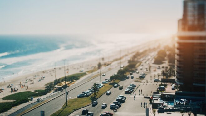 μια-πόλη-ένα-όνομα-κι-ένα-ψέμα-562980493