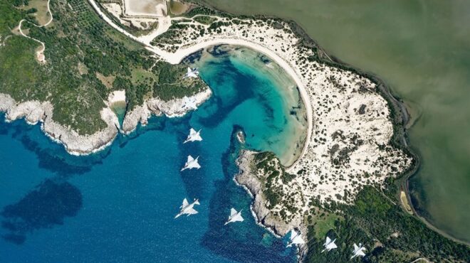 ελληνικοί-φόβοι-για-οικονομία-και-κύπ-562990390