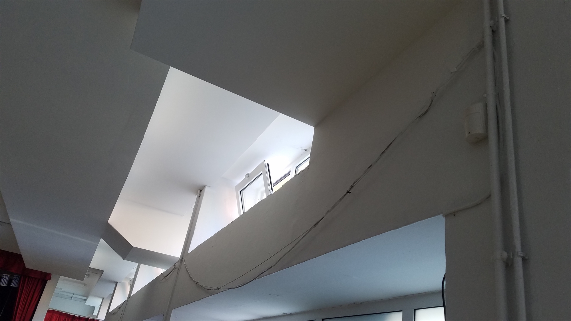 Γηρασμένα τα σχολικά κτίρια στην Αθήνα-1