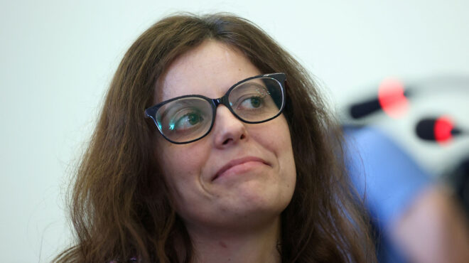 ιλάρια-σάλις-υποψήφια-στις-ευρωεκλογ-562989409