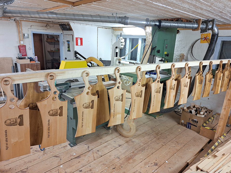 Ανεπίσημα-3