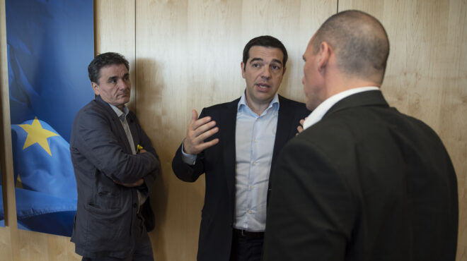 τσίπρας-τσακαλώτος-και-βαρουφάκης-σ-562978060