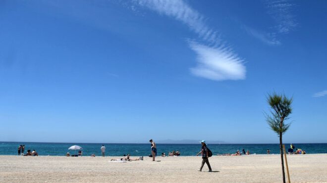καιρός-πολύ-υψηλές-για-την-εποχή-θερμο-562981846
