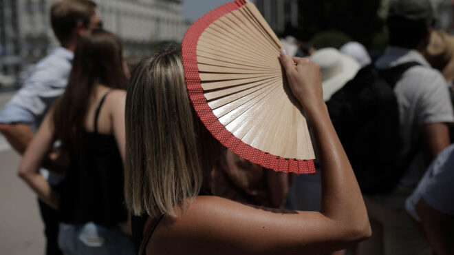 ο-απρίλιος-θυμίζει-ιούνιο-και-απειλεί-562978699