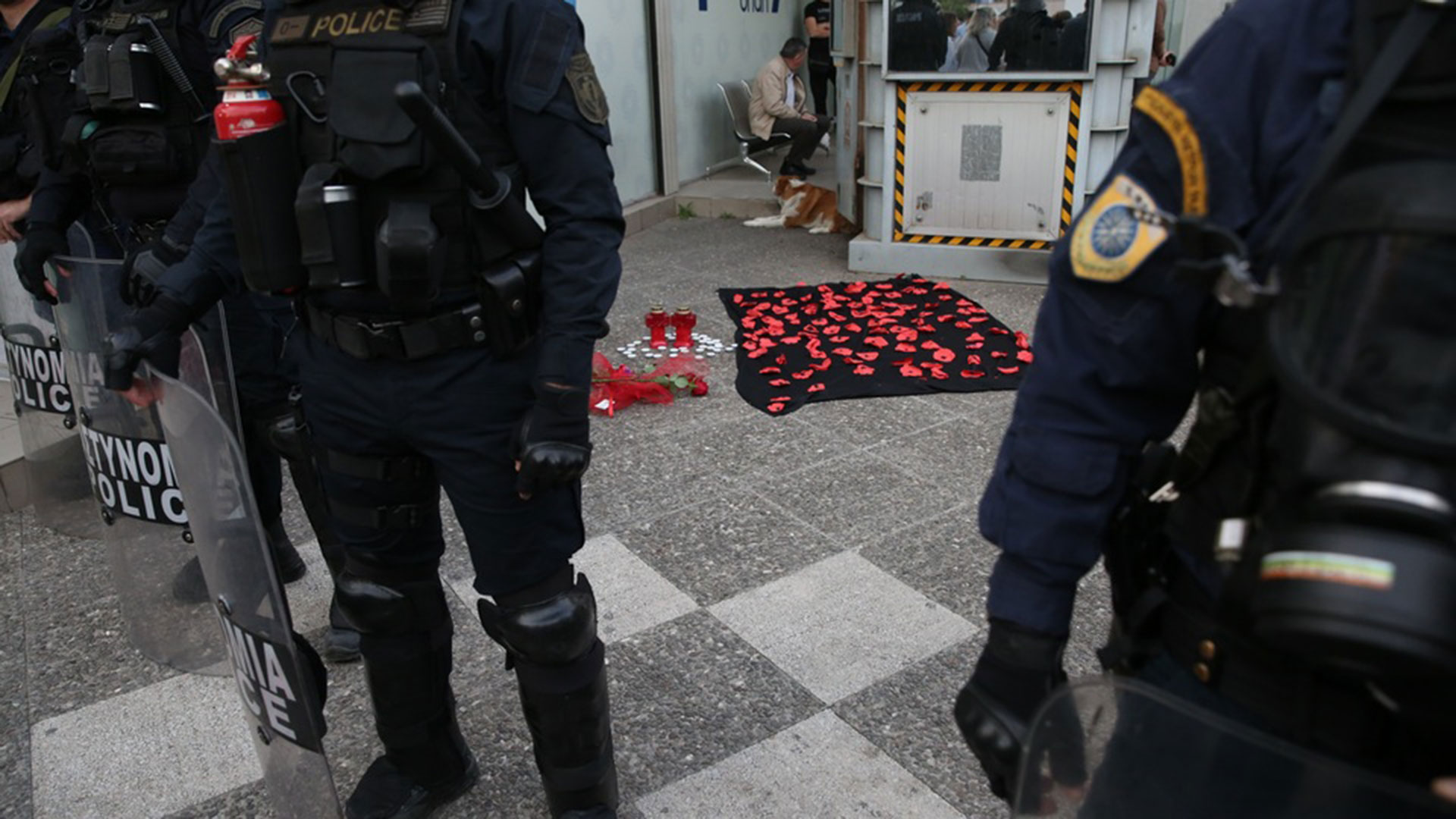 Αγιοι Ανάργυροι: Διαμαρτυρία για τη γυναικοκτονία-5