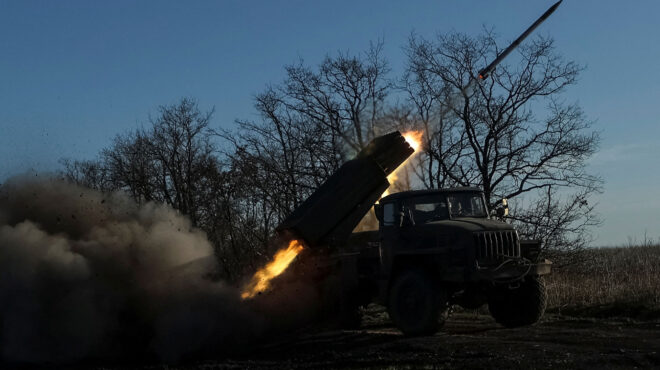 ουκρανία-σκληρές-μάχες-στο-ανατολικό-562966924