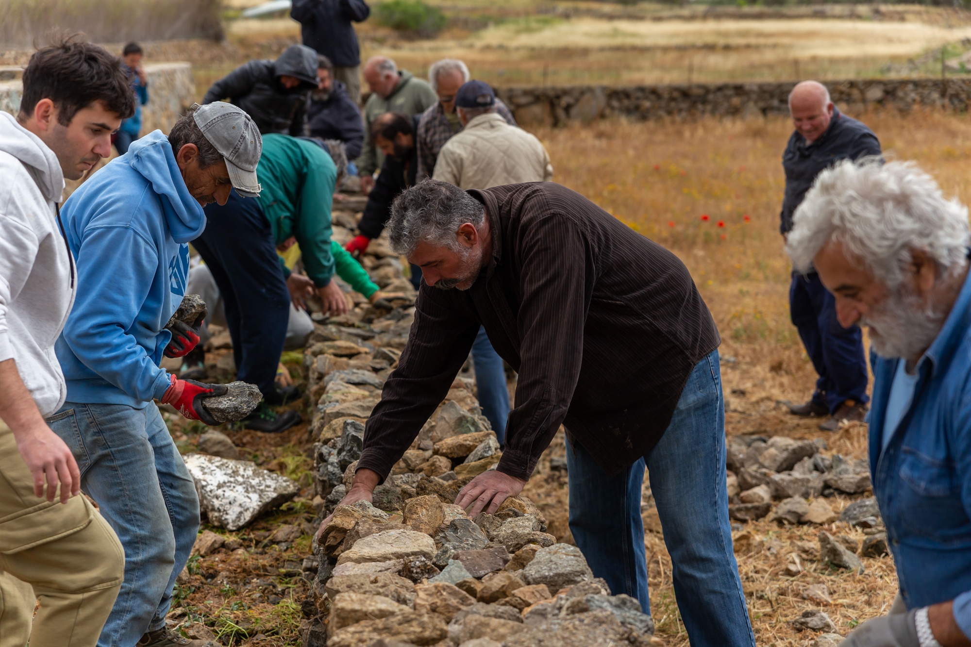 Οι λίθινες γραμμές του κυκλαδίτικου τοπίου-2