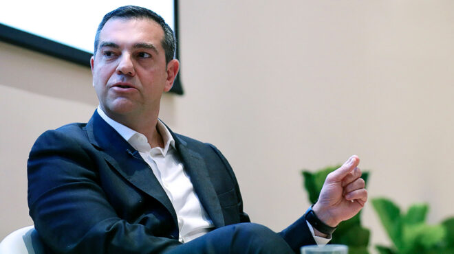 θεωρείο-talk-of-the-town-ο-τσίπρας-562980607