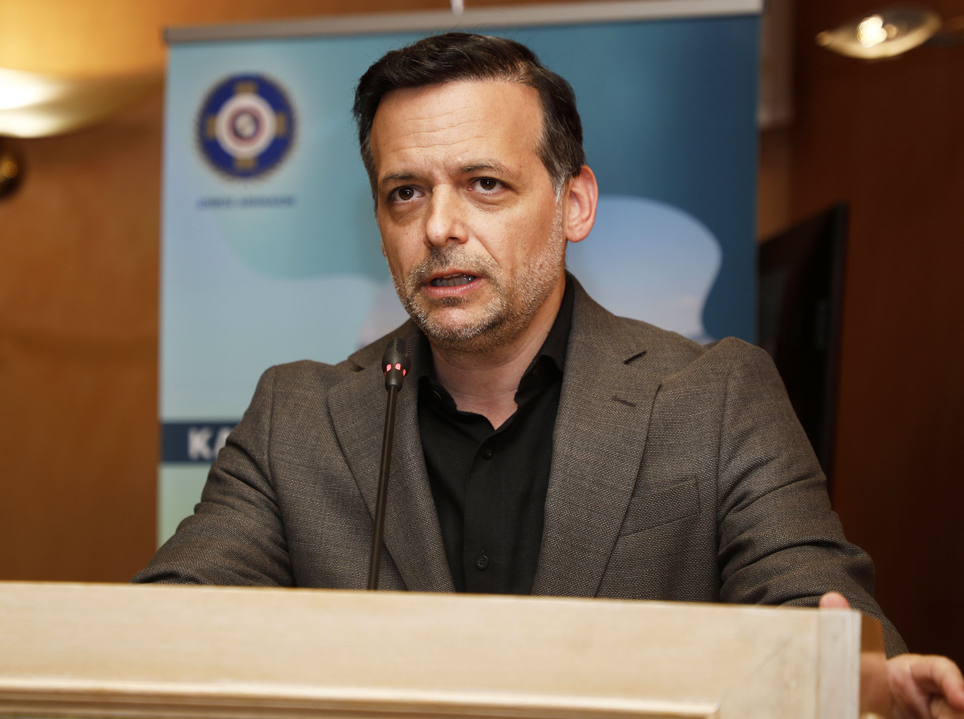 Εντός και Εκτός: Στη Δικαιοσύνη η Μαρέβα κατά της Ακρίτα-1