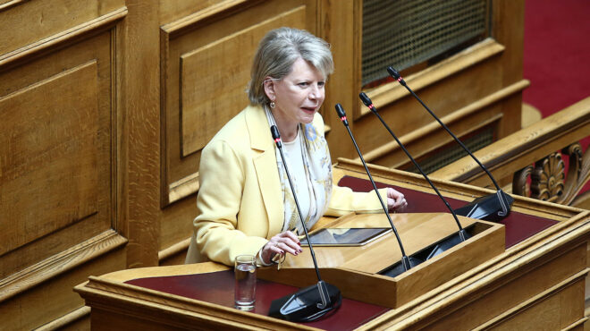 προσφεύγει-κατά-της-ελενας-ακρίτα-η-μα-562959262