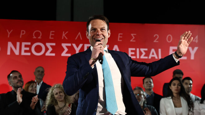 εντός-και-εκτός-καμία-απόκλιση-από-τις-562991146