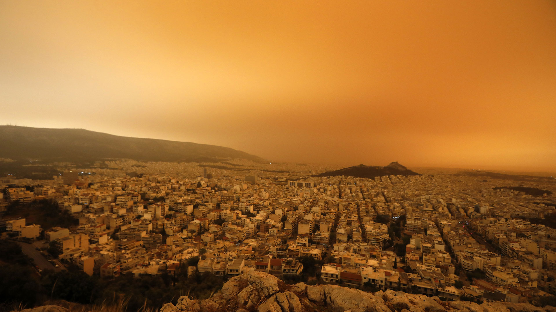 Αφρικανική σκόνη: Εικόνες… Dune στην Αθήνα και άλλες πόλεις-6