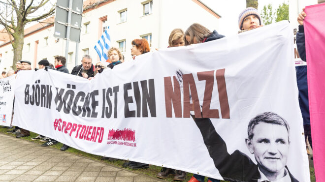 γερμανία-στο-εδώλιο-ο-χέκε-για-ναζιστι-562988539