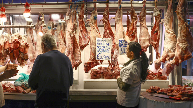 σύγχυση-στην-αγορά-αρνιού-το-πάσχα-562998115