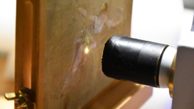 πλαστός-παρθένης-στο-φως-562998388