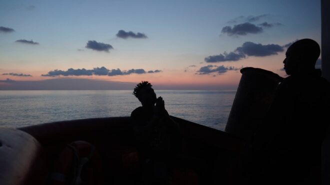 ιταλία-670-μετανάστες-και-πρόσφυγες-στη-562966411