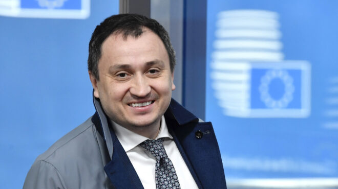 ουκρανία-παραιτήθηκε-ο-υπουργός-γεωρ-562998916