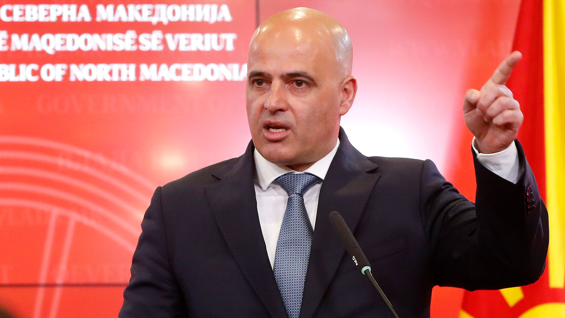 Βόρεια Μακεδονία: Προεκλογική αντιπαράθεση για τη συνταγματική ονομασία-2