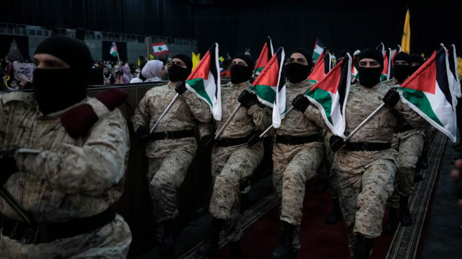 το-ιράν-πλημμυρίζει-με-όπλα-τη-δυτική-ο-562974301