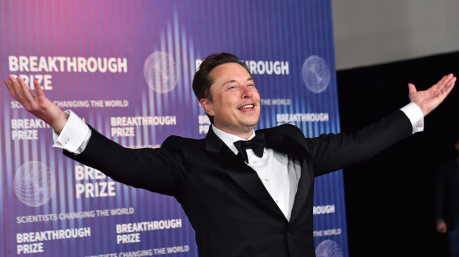 ο-ελον-μασκ-ζητάει-πράσινο-φως-για-αμοι-562988614