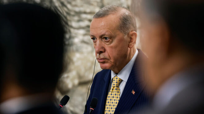 στον-πάγο-ξανά-οι-σχέσεις-ηπα-τουρκ-562997989